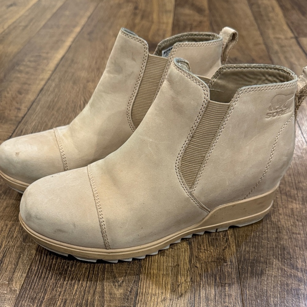 Sorel Women's Beige Ankle Booties